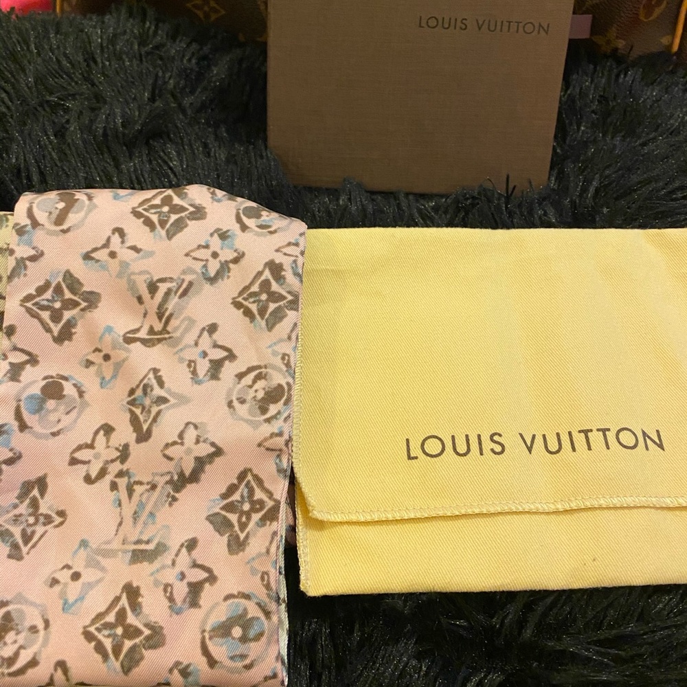 Louis Vuitton Bandeau